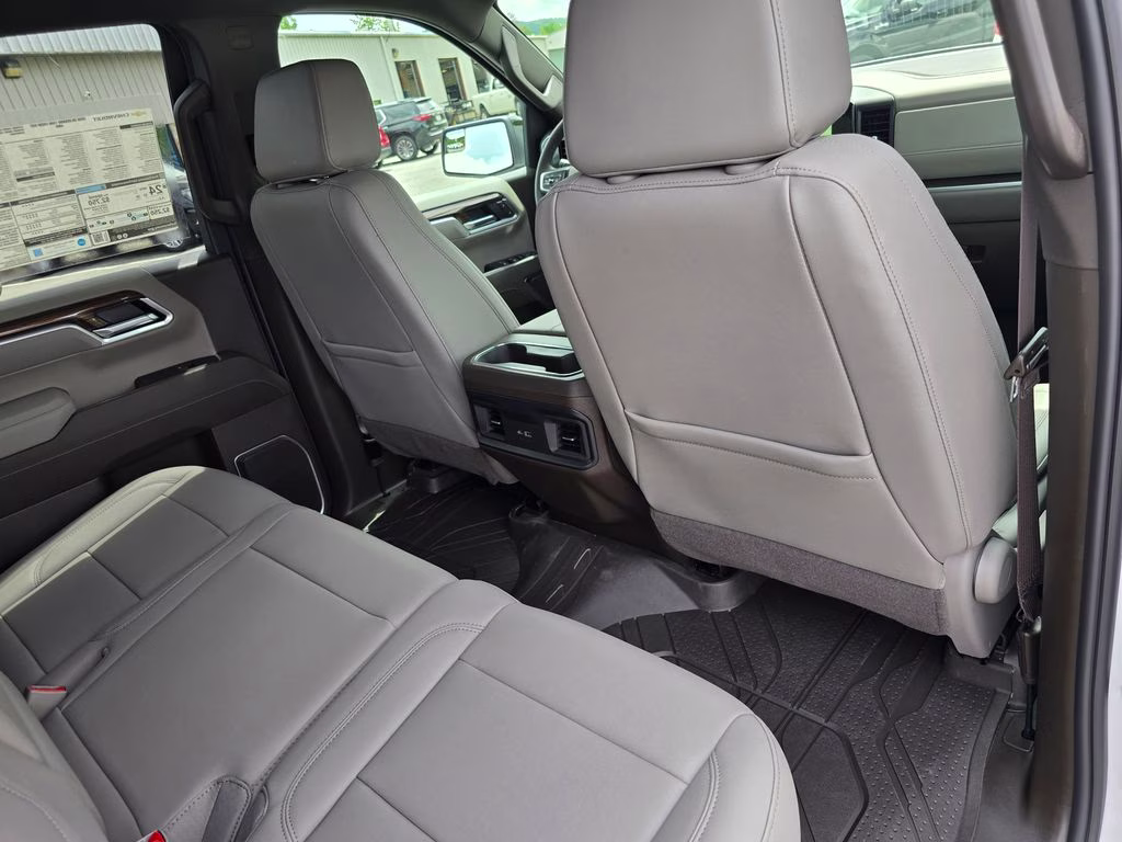 2026 Summit White Chevrolet Silverado 1500 RST 4X4 Truck