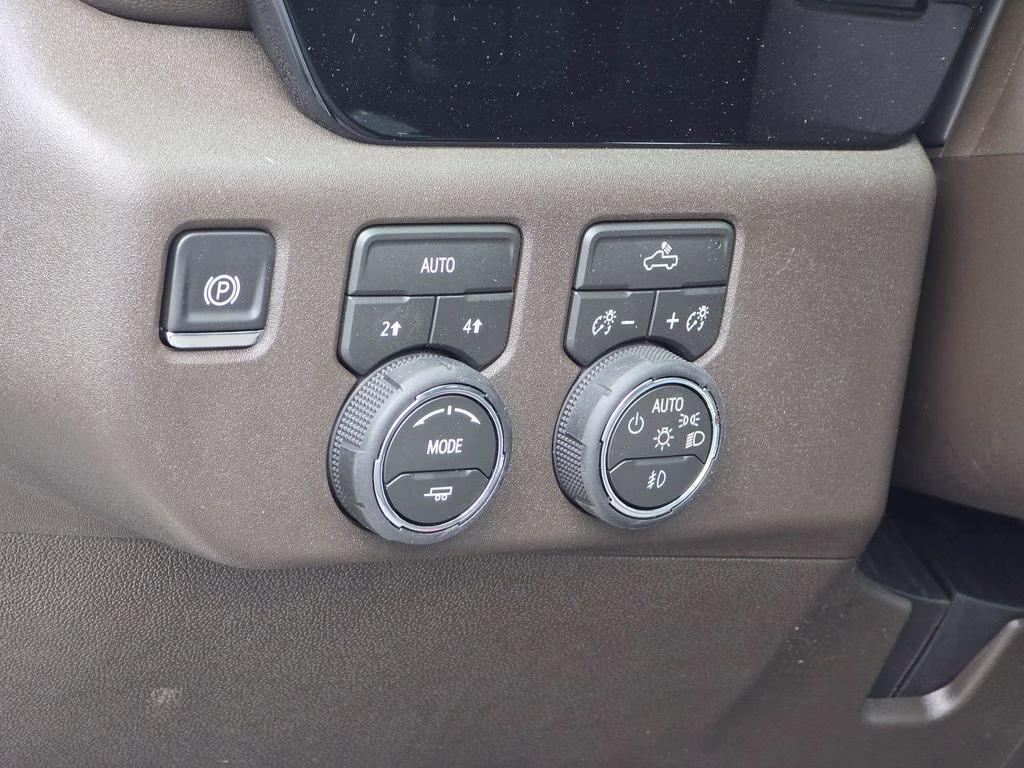 2026 Summit White Chevrolet Silverado 1500 RST 4X4 Truck