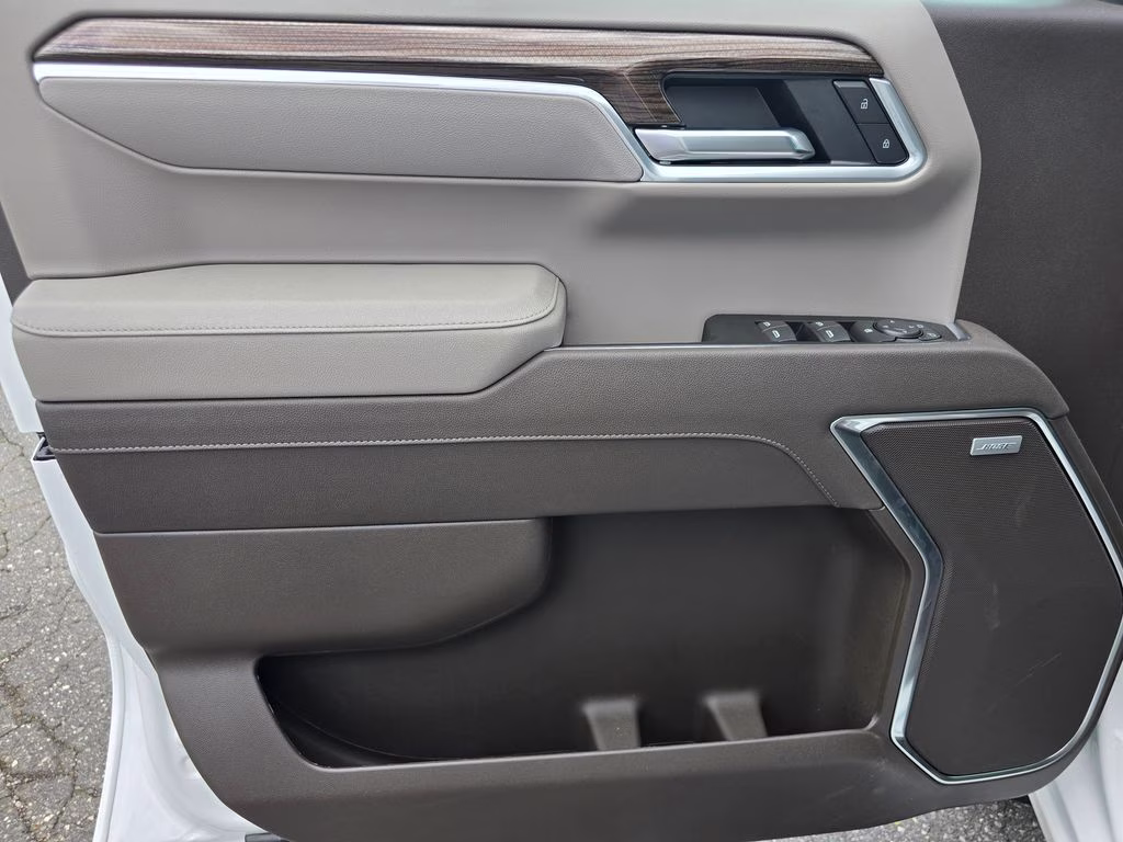 2026 Summit White Chevrolet Silverado 1500 RST 4X4 Truck