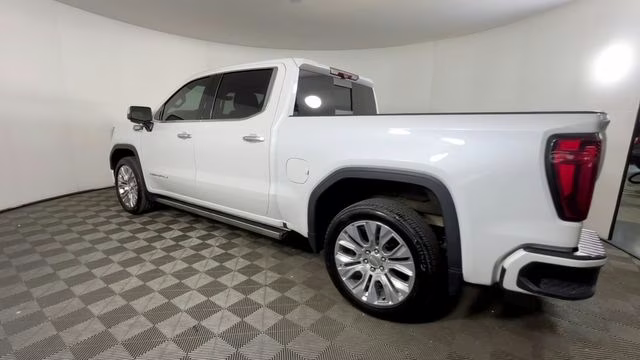2021 White Frost Tricoat GMC Sierra 1500 Denali 4X4 Truck