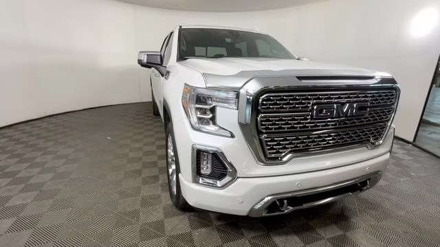 2021 White Frost Tricoat GMC Sierra 1500 Denali 4X4 Truck