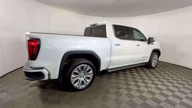 2021 White Frost Tricoat GMC Sierra 1500 Denali 4X4 Truck