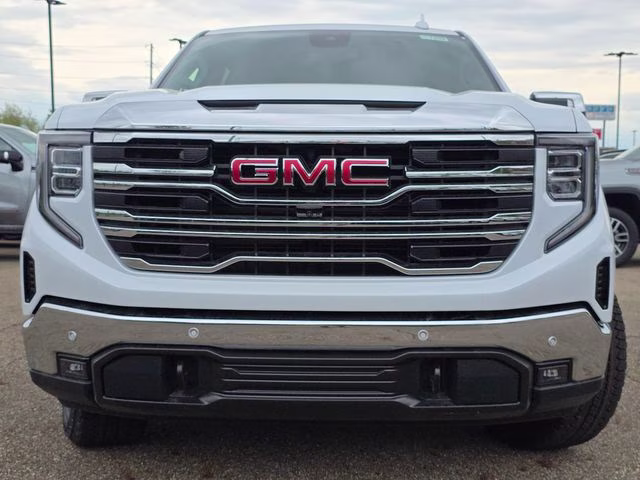 2026 Glacier White Tricoat GMC Sierra 1500 SLT 4X4 Truck