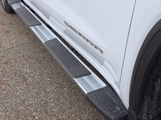 2026 Glacier White Tricoat GMC Sierra 1500 SLT 4X4 Truck
