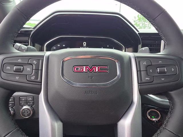 2026 Glacier White Tricoat GMC Sierra 1500 SLT 4X4 Truck