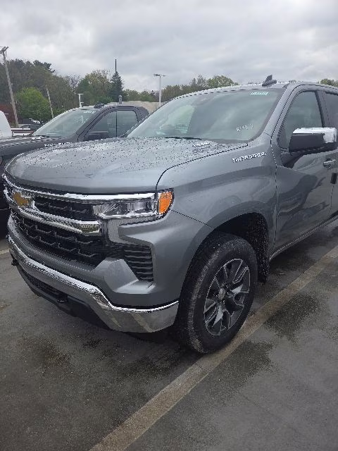 2026 Sterling Gray Metallic Chevrolet Silverado 1500 LT 4X4 Truck