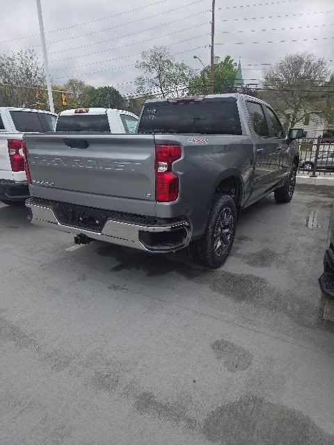 2026 Sterlin Ggray Chevrolet Silverado 1500 LT 4X4 Truck