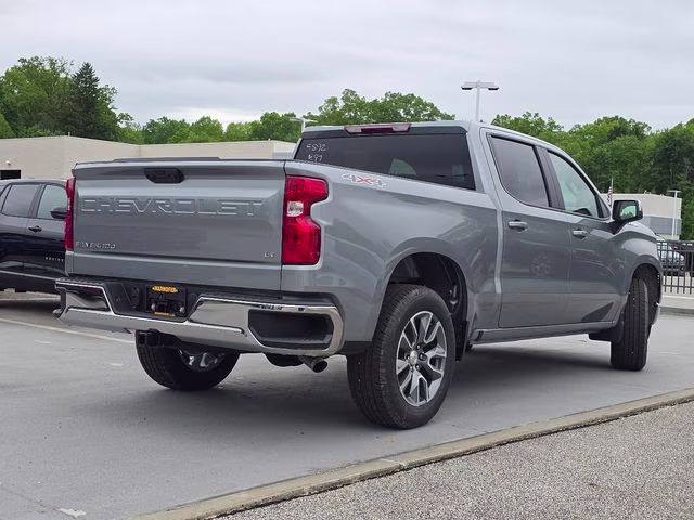 2026 Sterling Gray Metallic Chevrolet Silverado 1500 LT 4X4 Truck