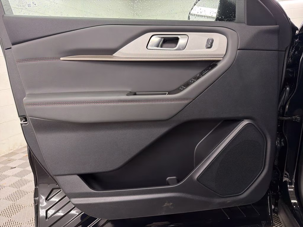 2026 AGATE BLACK Ford Explorer Active RWD SUV