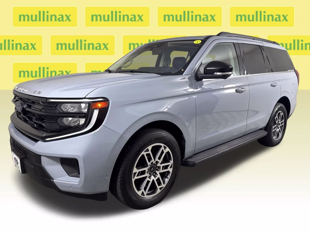 2025 Glacier Gray Metallic TriCoat Ford Expedition Active RWD SUV