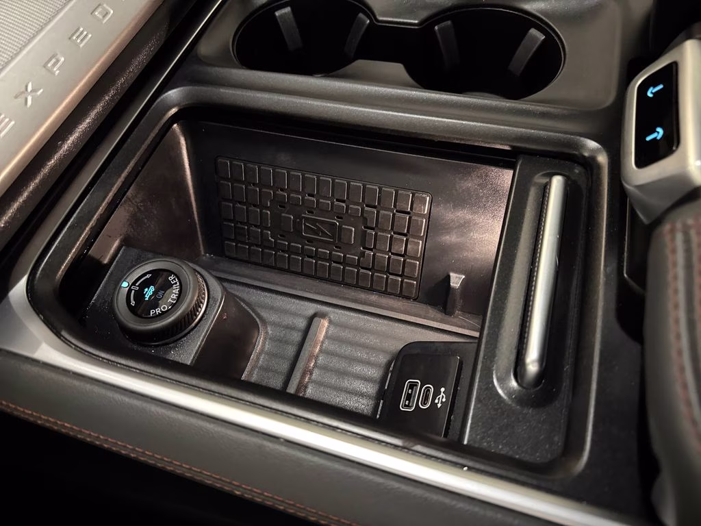 2025 Glacier Gray Metallic TriCoat Ford Expedition Active RWD SUV
