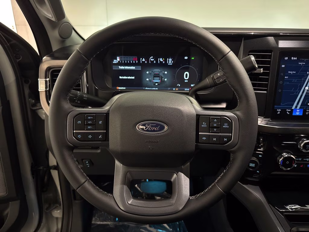 2026 Avalanche Ford Super Duty F-250 SRW Lariat 4X4 Truck