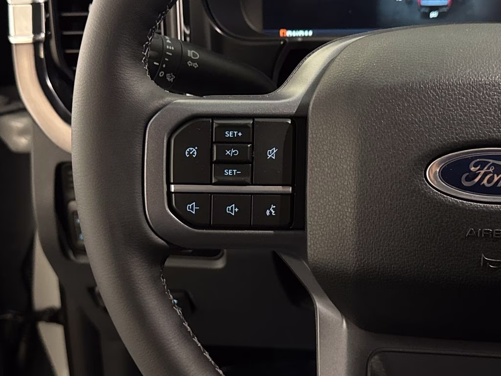 2026 Avalanche Ford Super Duty F-250 SRW Lariat 4X4 Truck