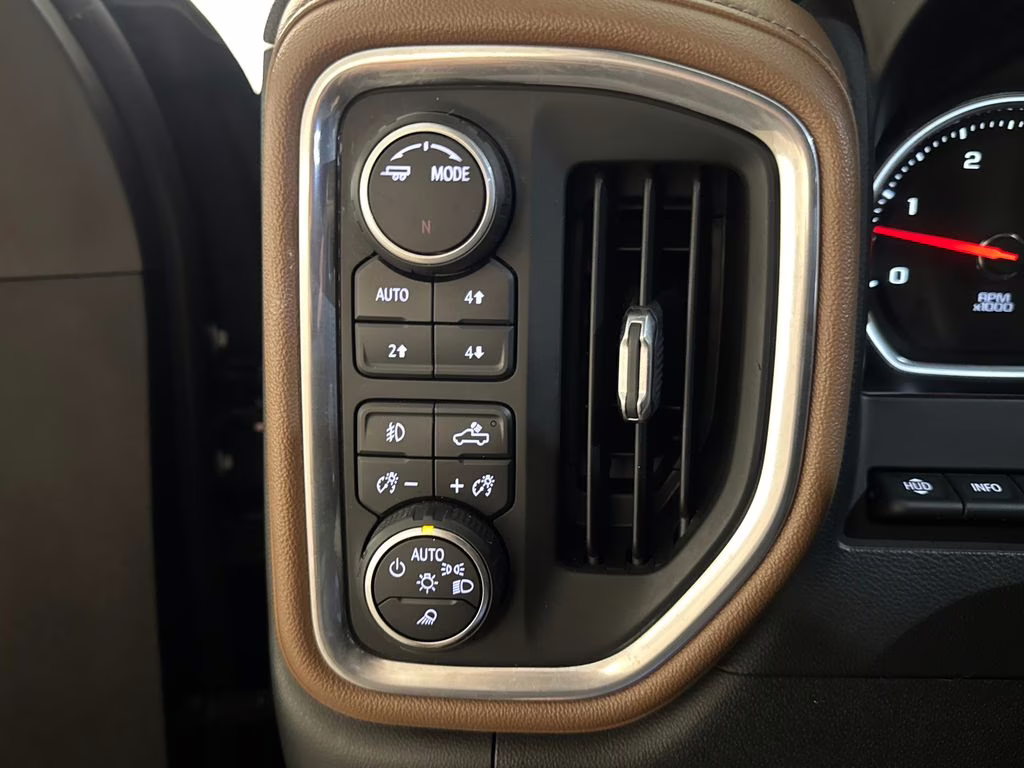 2020 Black Chevrolet Silverado 2500HD High Country 4X4 Truck