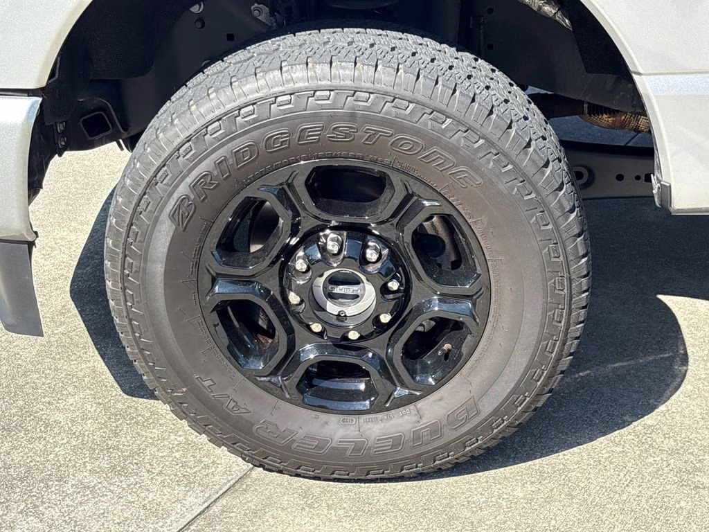 2024 Silver Metallic Ford Super Duty F-250 SRW XL 4X4 Truck