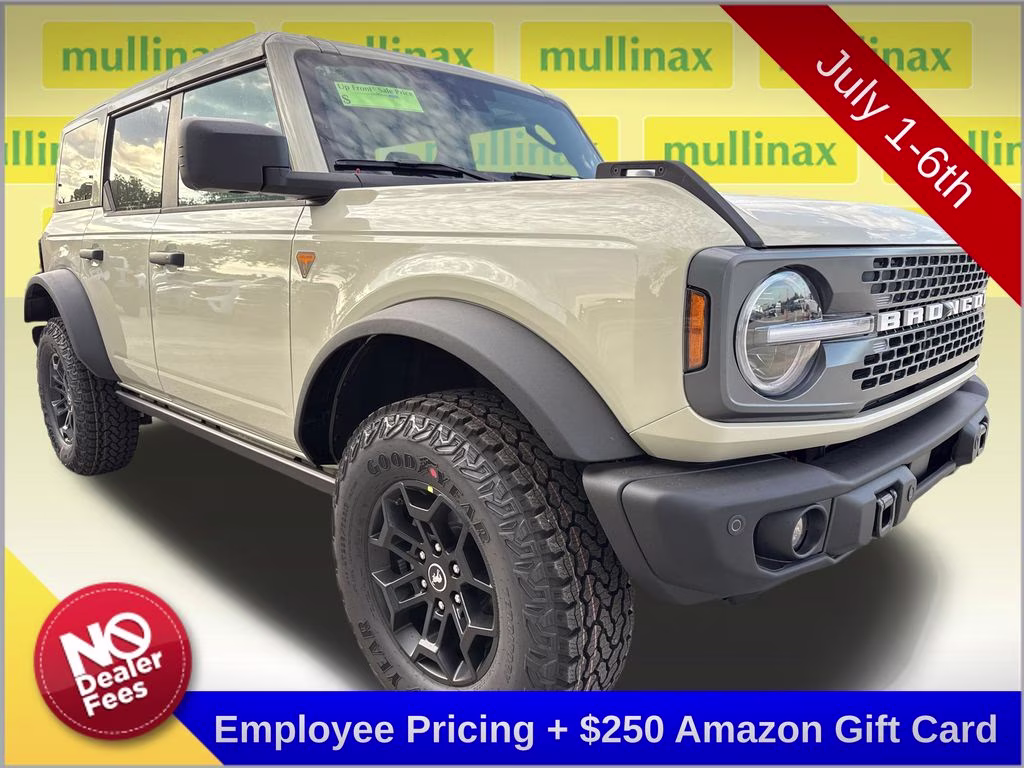 2026 Desert Sand Ford Bronco Badlands 4X4 SUV