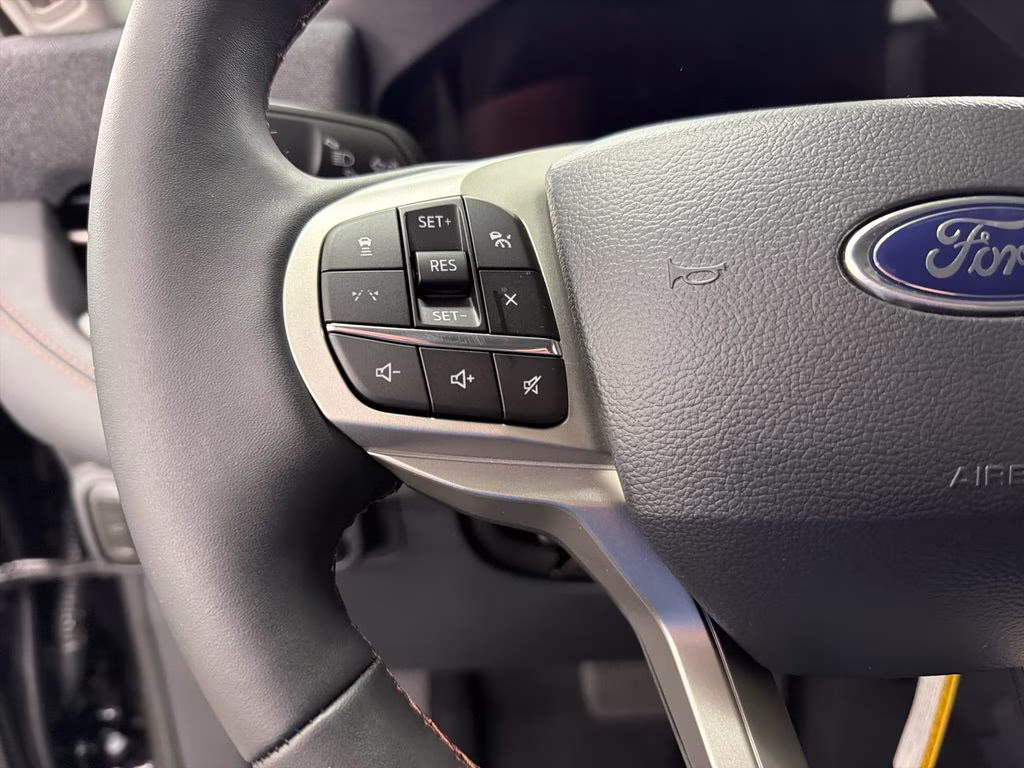 2026 AGATE BLACK Ford Explorer Active RWD SUV