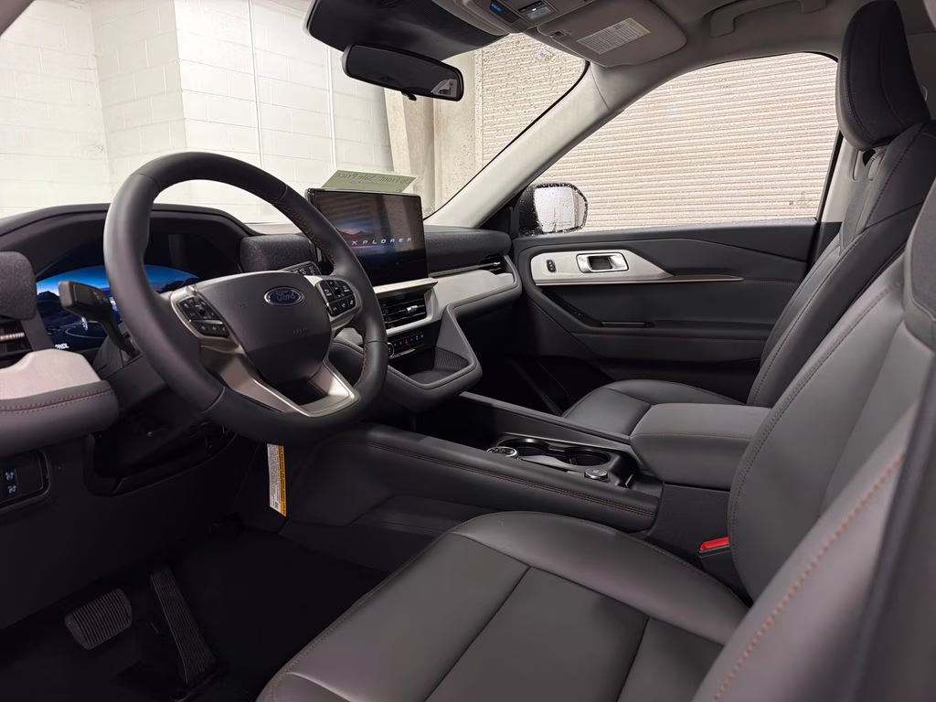2026 AGATE BLACK Ford Explorer Active RWD SUV