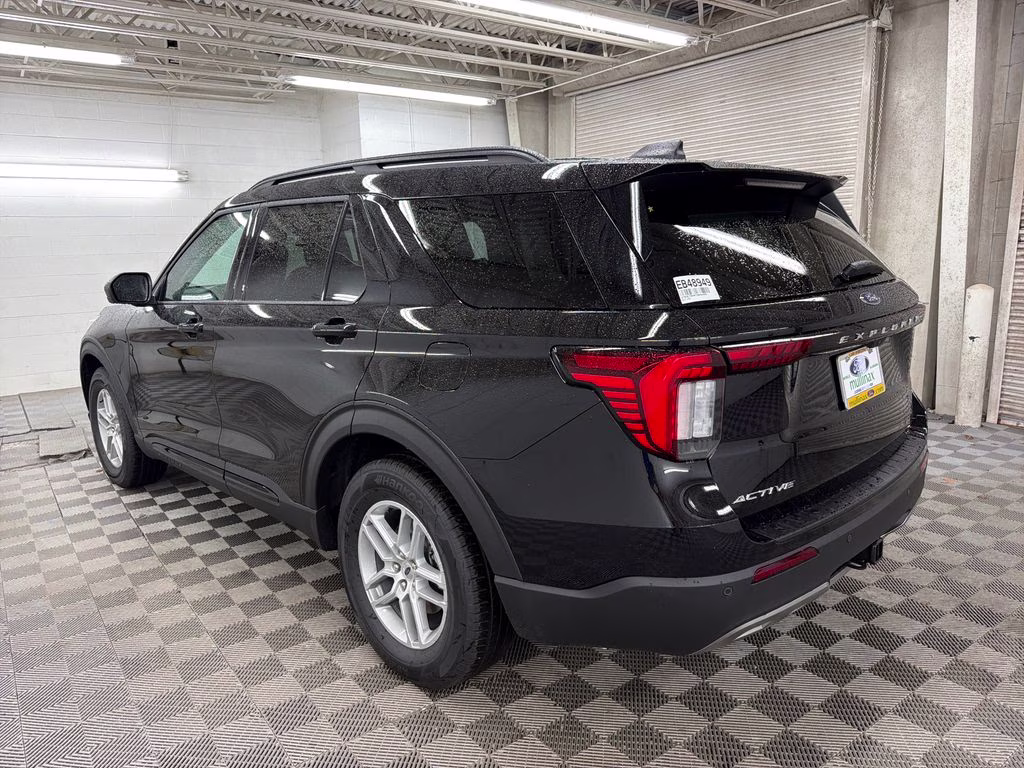 2026 AGATE BLACK Ford Explorer Active RWD SUV