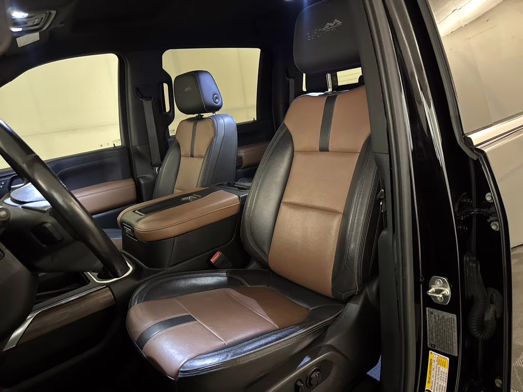 2020 Black Chevrolet Silverado 2500HD High Country 4X4 Truck