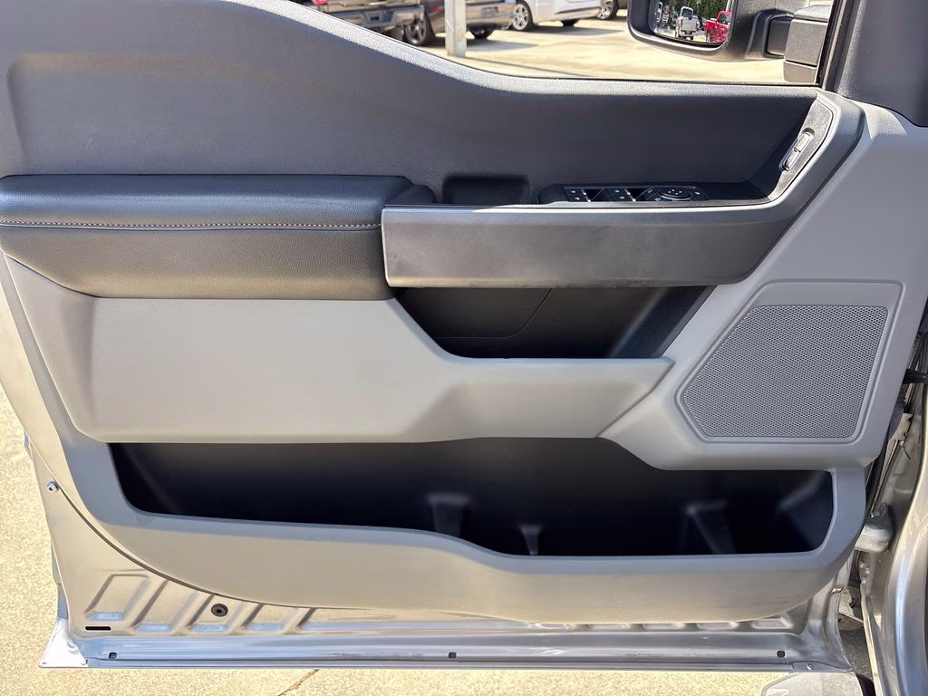 2024 Silver Metallic Ford Super Duty F-250 SRW XL 4X4 Truck
