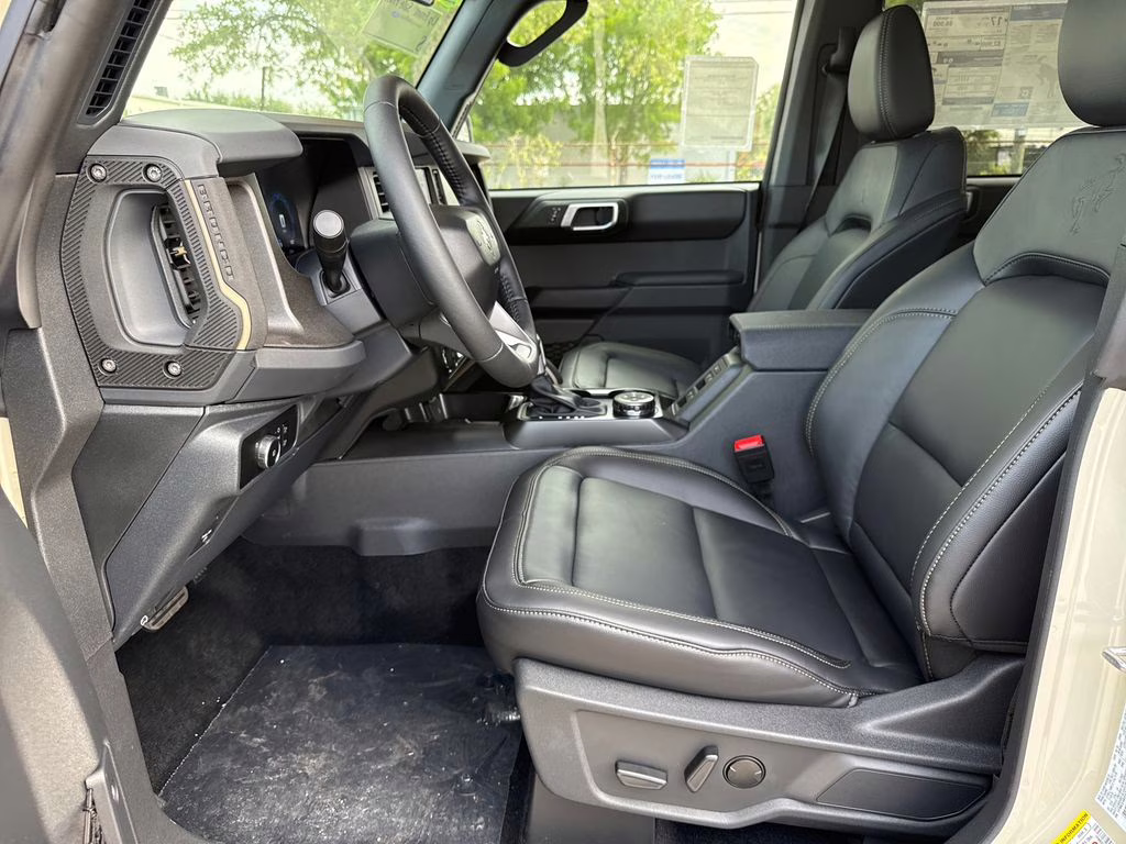 2026 Desert Sand Ford Bronco Badlands 4X4 SUV