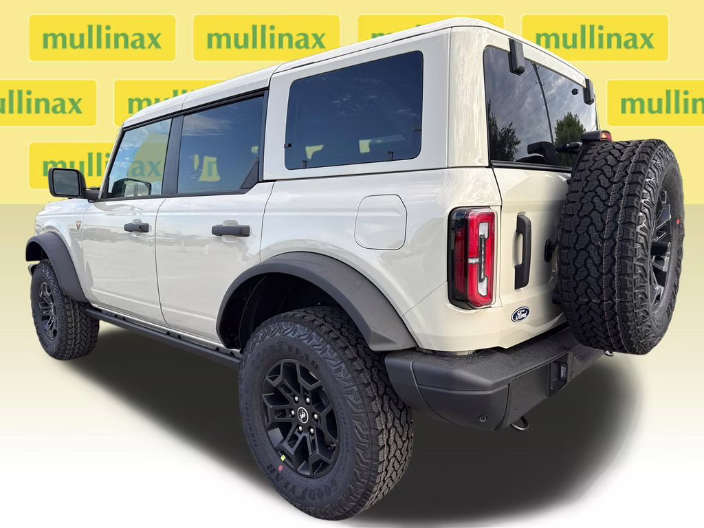 2026 Desert Sand Ford Bronco Badlands 4X4 SUV