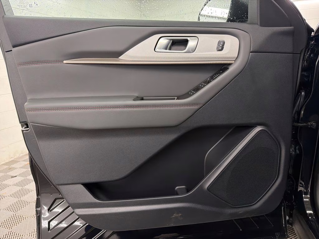 2026 AGATE BLACK Ford Explorer Active RWD SUV