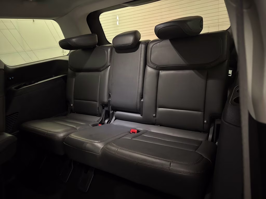 2025 Glacier Gray Metallic TriCoat Ford Expedition Active RWD SUV