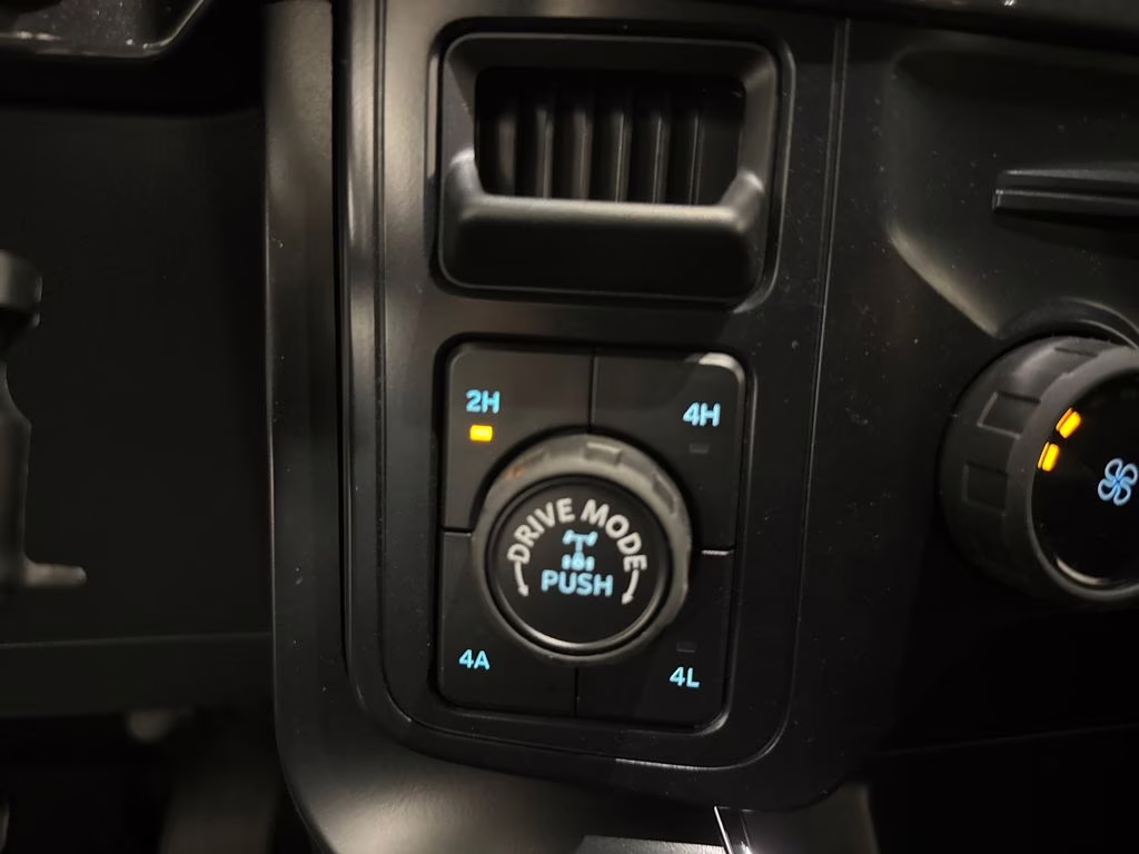2026 Oxford White Ford F-150 LOBO 4X4 Truck