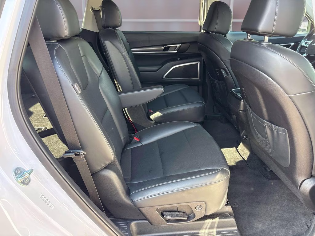 2025 Glacial White Pearl Kia Telluride S AWD SUV