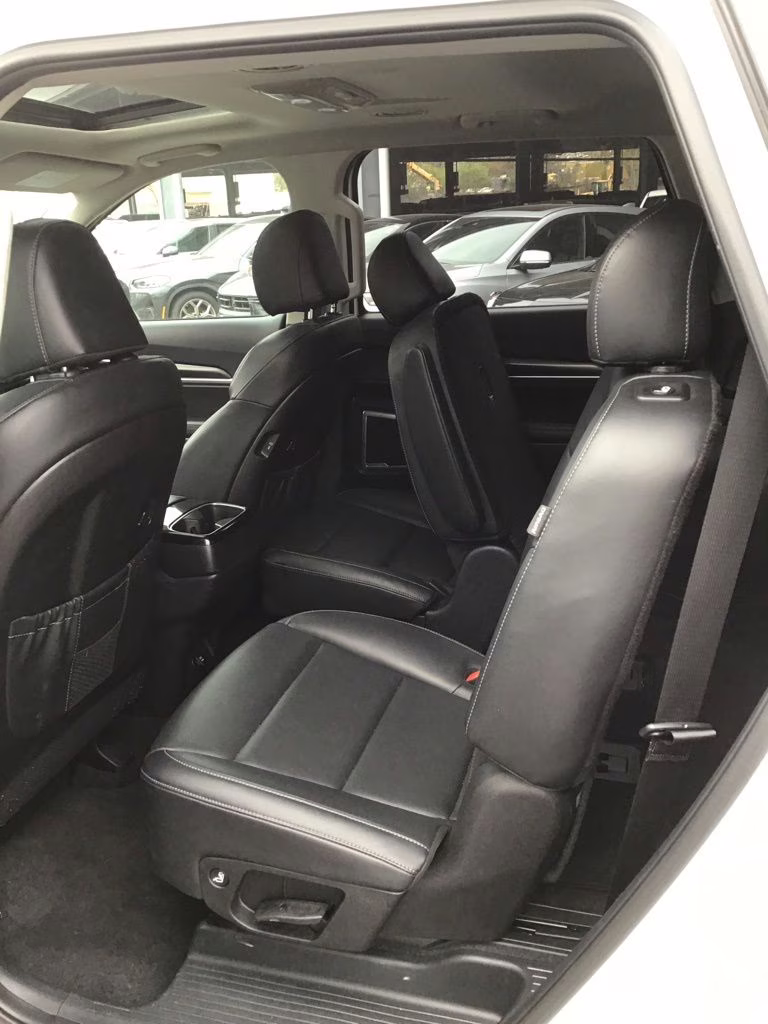 2025 Glacial White Pearl Kia Telluride S AWD SUV