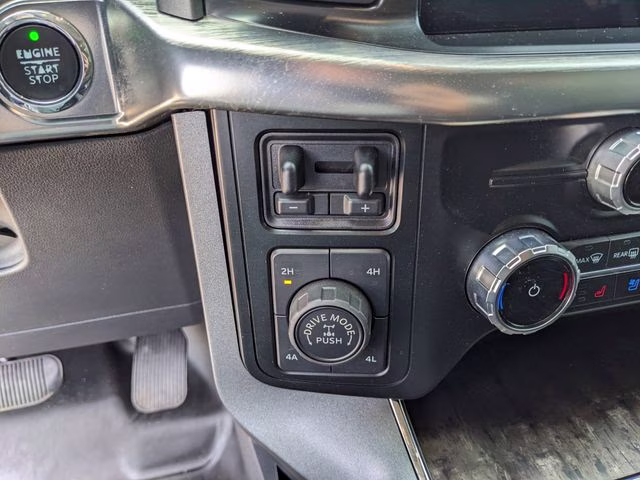 2023 Azure Gray Metallic Ford F-150 Lariat 4X4 Truck