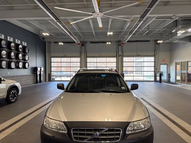 2006 Volvo XC70 AWD Crossover