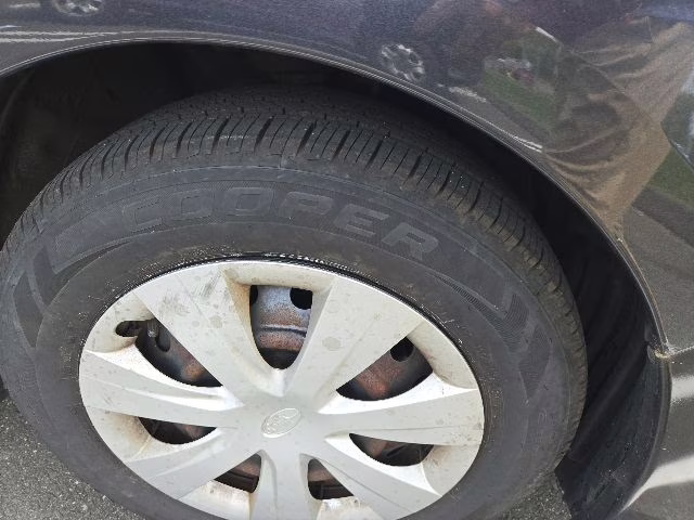 2016 Dark Gray Metallic Subaru Impreza 2.0i AWD Hatchback