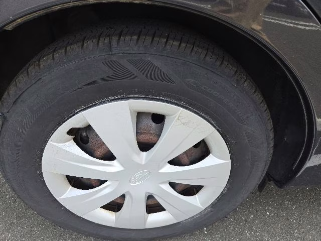 2016 Dark Gray Metallic Subaru Impreza 2.0i AWD Hatchback