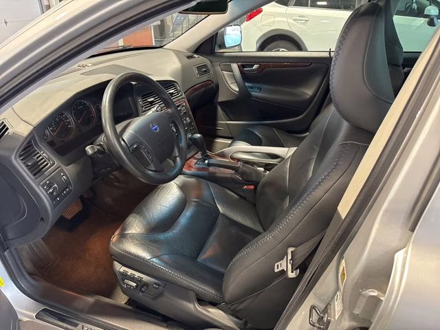 2006 Volvo XC70 AWD Crossover