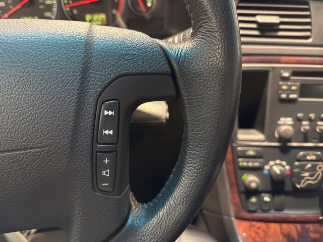 2006 Volvo XC70 AWD Crossover