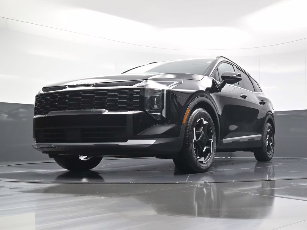 2026 Ebony Black Kia Sportage EX FWD SUV