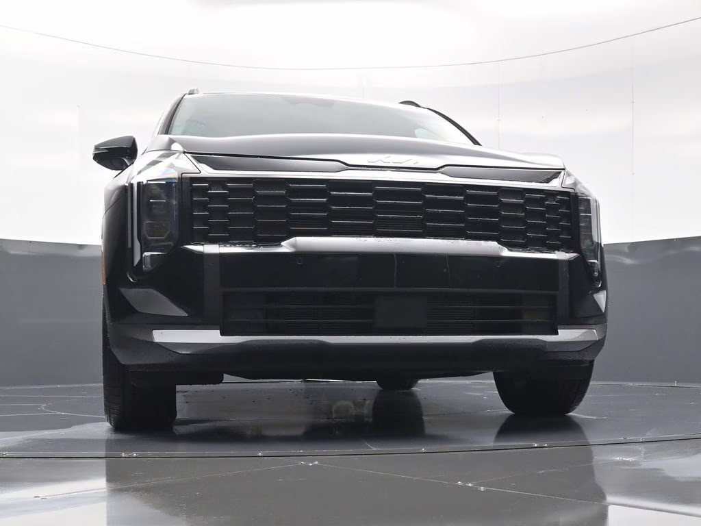 2026 Ebony Black Kia Sportage EX FWD SUV