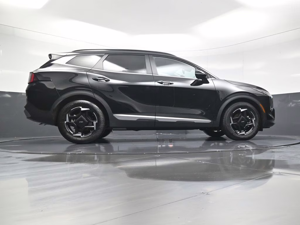 2026 Ebony Black Kia Sportage EX FWD SUV