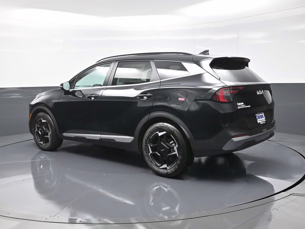 2026 Ebony Black Kia Sportage EX FWD SUV