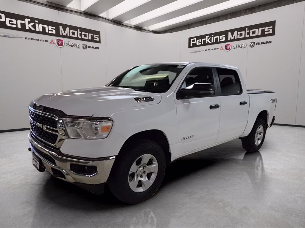 2023 Bright White Clearcoat Ram 1500 Big Horn/Lone Star 4X4 Truck