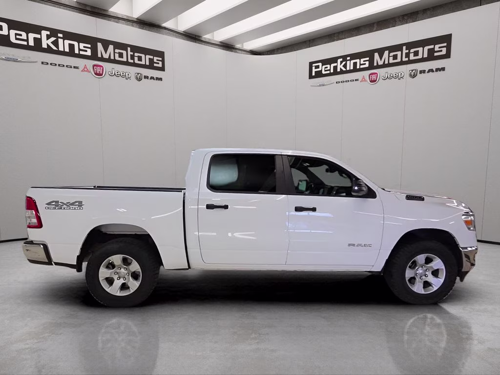 2023 Bright White Clearcoat Ram 1500 Big Horn/Lone Star 4X4 Truck