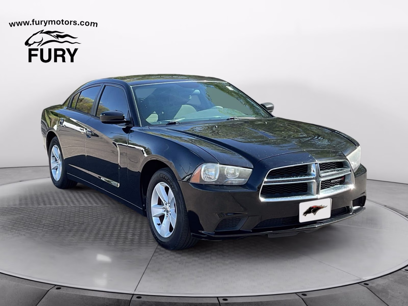 2014 Dodge Charger SE's photo