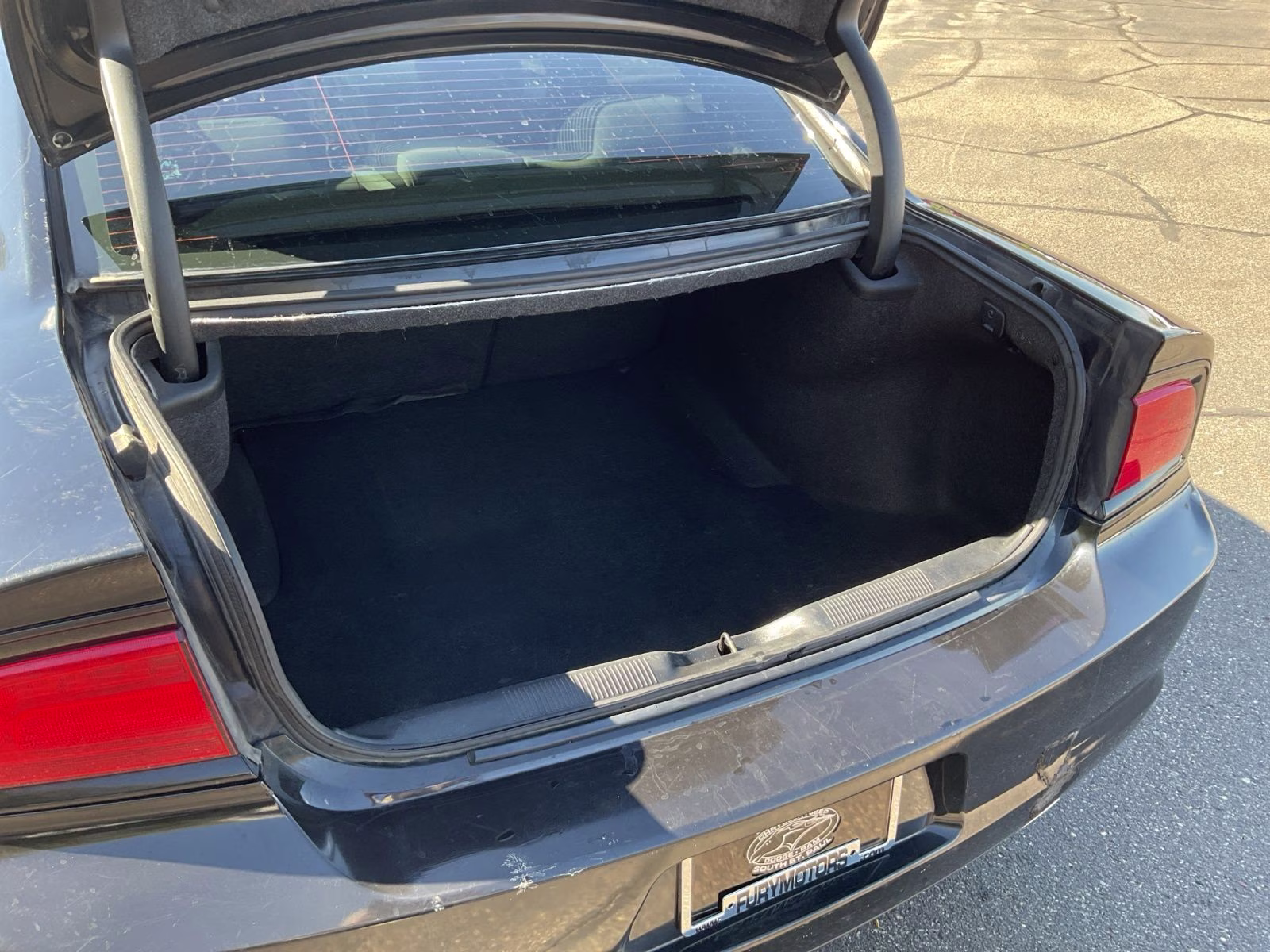 2014 Pitch Black Dodge Charger SE RWD Sedan