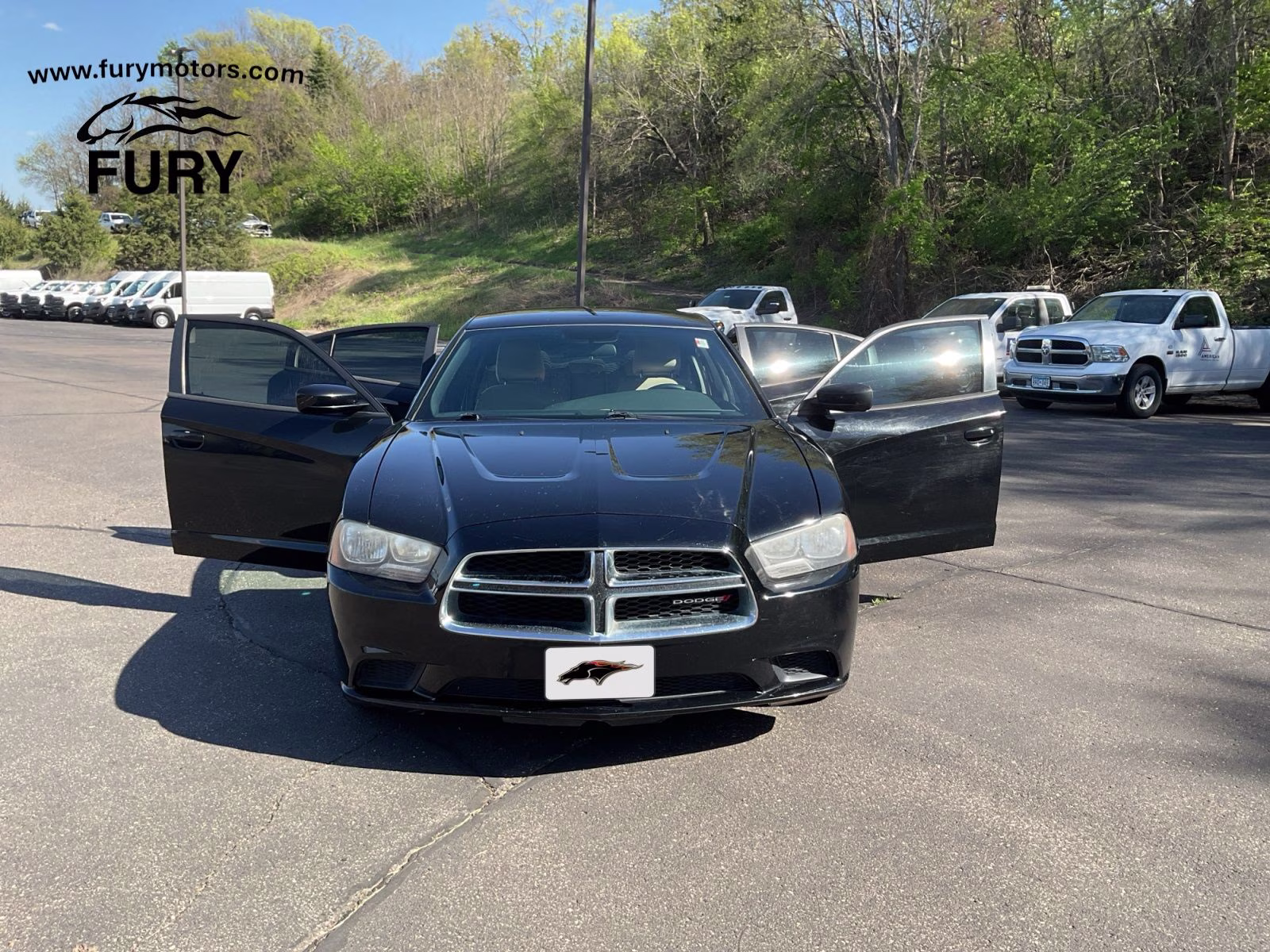 2014 Pitch Black Dodge Charger SE RWD Sedan