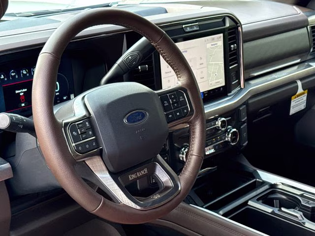 2026 White Ford Super Duty F-250 SRW 4X4 Truck