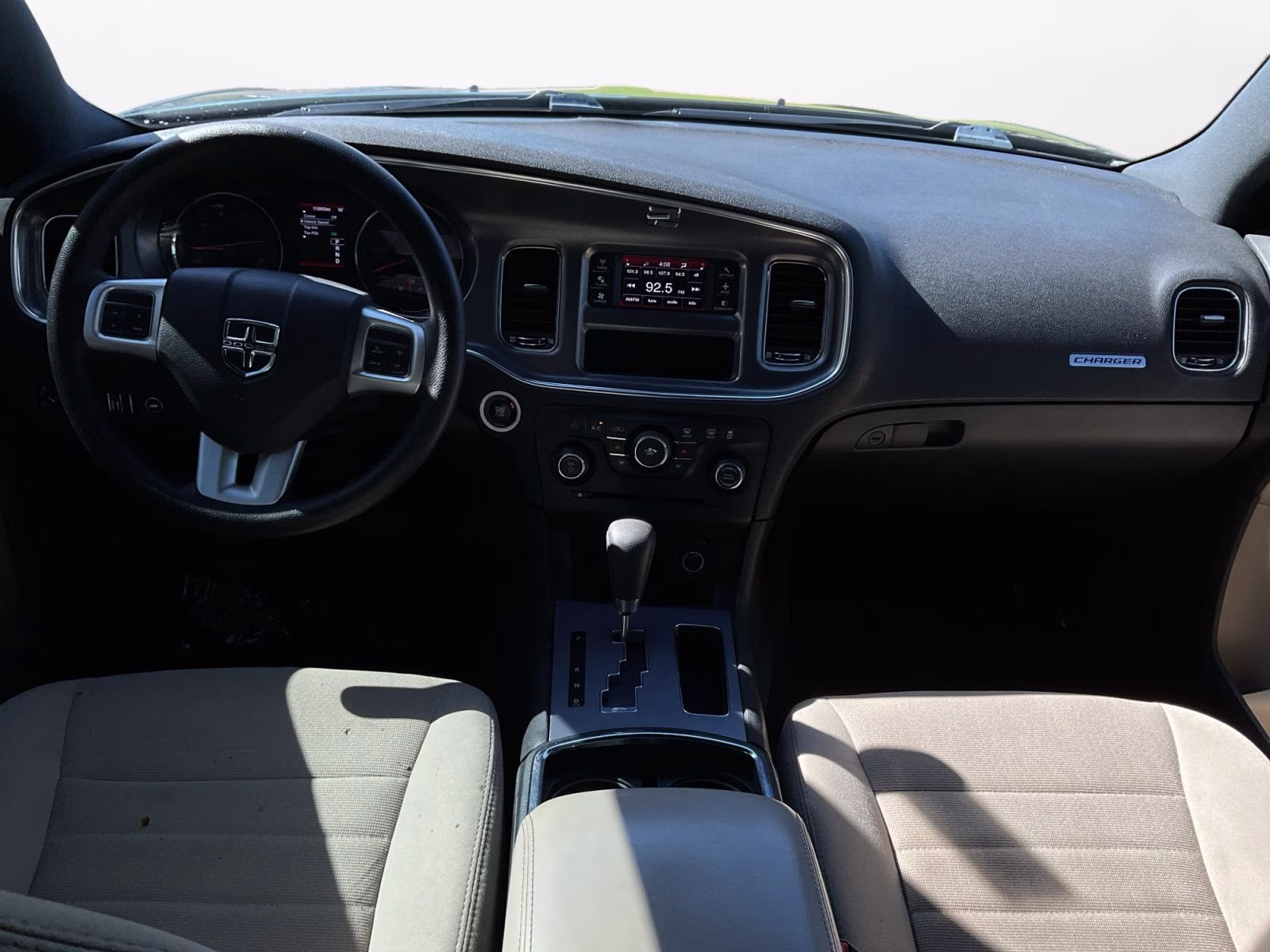 2014 Pitch Black Dodge Charger SE RWD Sedan