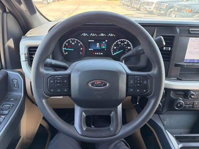 2024 Oxford White Ford Super Duty F-250 SRW XLT 4X4 Truck
